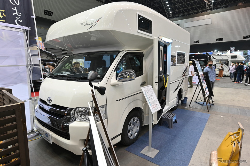 RVトラスト「TR500 C-LH《写真撮影 廣井誠》