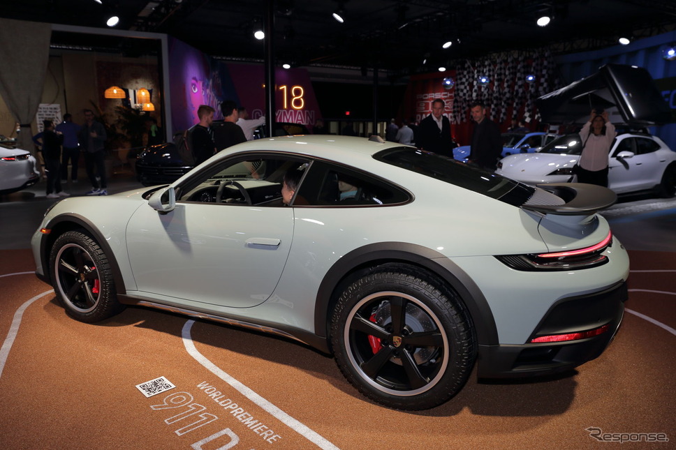 ポルシェ 911ダカール(ロサンゼルスモーターショー2022)《写真撮影 南陽一浩》