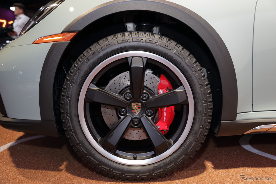 ポルシェ 911ダカール(ロサンゼルスモーターショー2022)《写真撮影 南陽一浩》