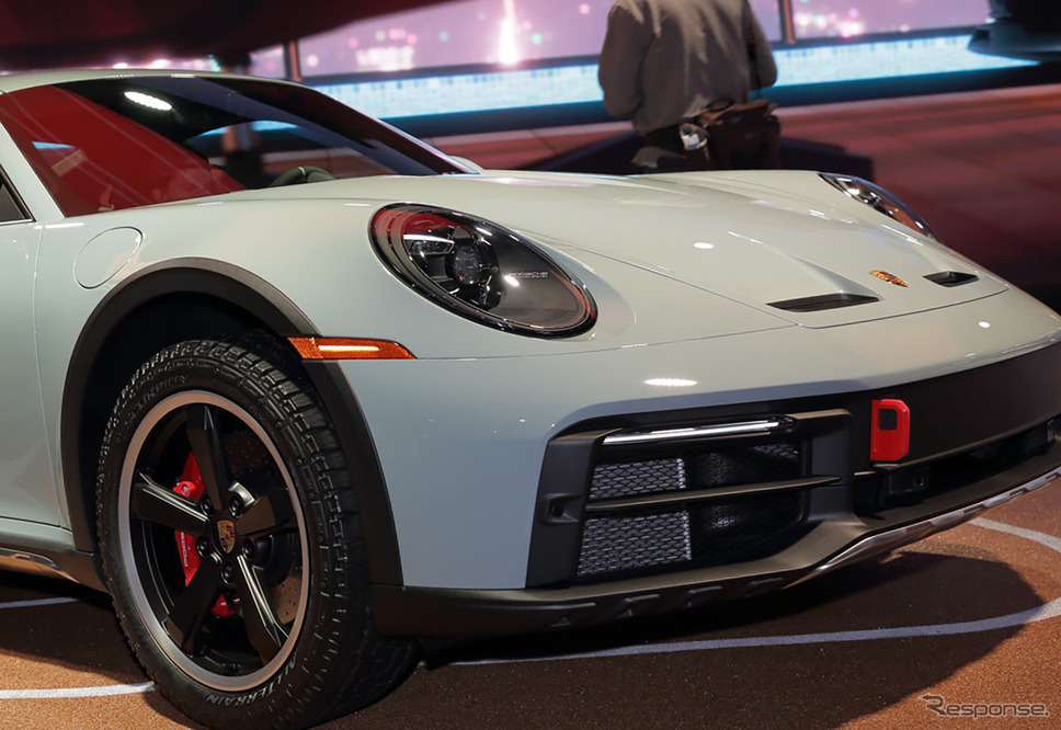 ポルシェ 911ダカール(ロサンゼルスモーターショー2022)《写真撮影 南陽一浩》