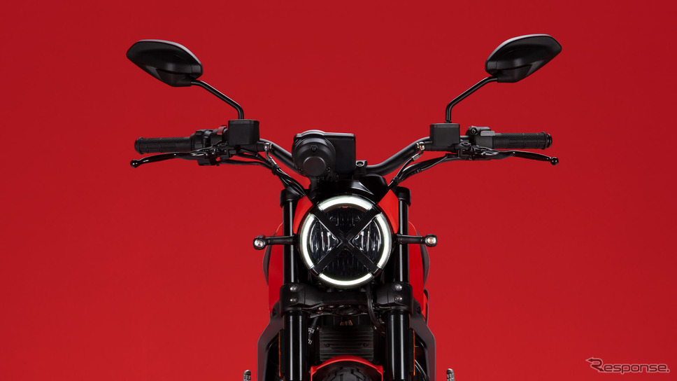ドゥカティ・スクランブラー 新型の「フルスロットル」《photo by Ducati》