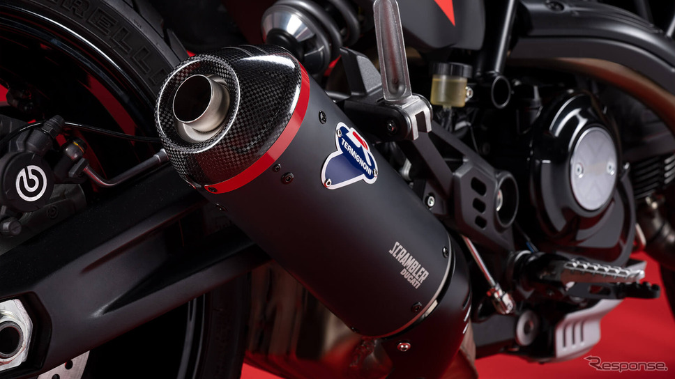 ドゥカティ・スクランブラー 新型の「フルスロットル」《photo by Ducati》
