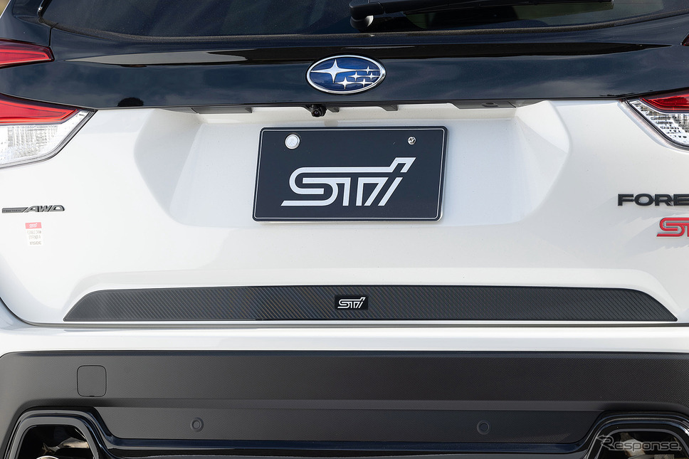 スバル STI フォレスター《写真撮影 宮越孝政》