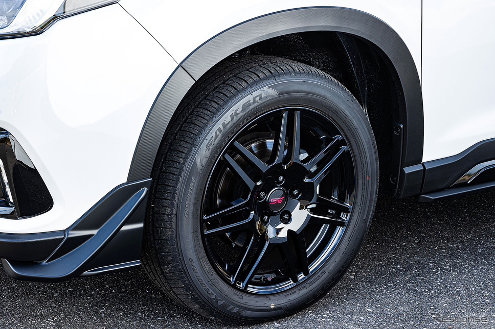 スバル STI フォレスター《写真撮影 宮越孝政》