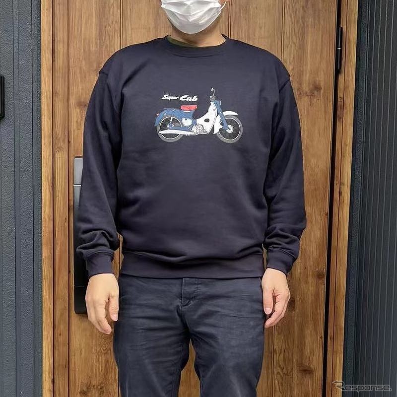 スウェットシャツ ホンダスーパーカブ レトロプリント ベーシックスーパーカブ《写真提供 フェイス》