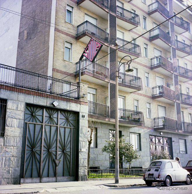 ストーラ本社屋(1965年)《photo by Alfredo Stola Archive》