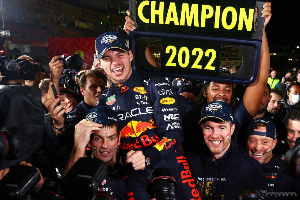 2022年F1日本GP、ドライバーズタイトル防衛を果たしたマックス・フェルスタッペン(レッドブル)。《Photo by Red Bull》