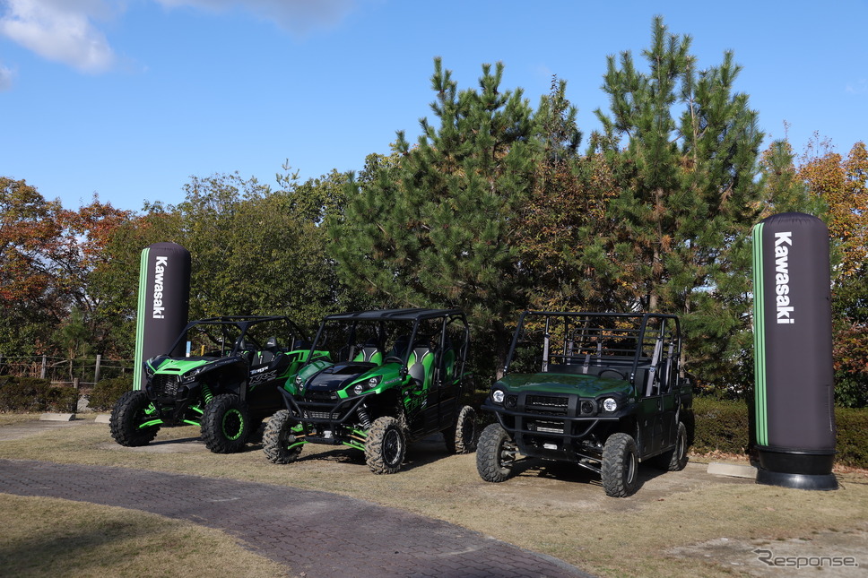 カワサキが発売するATV3種、右端がMULE PRO-FXT EPS《写真提供 カワサキモータースジャパン》