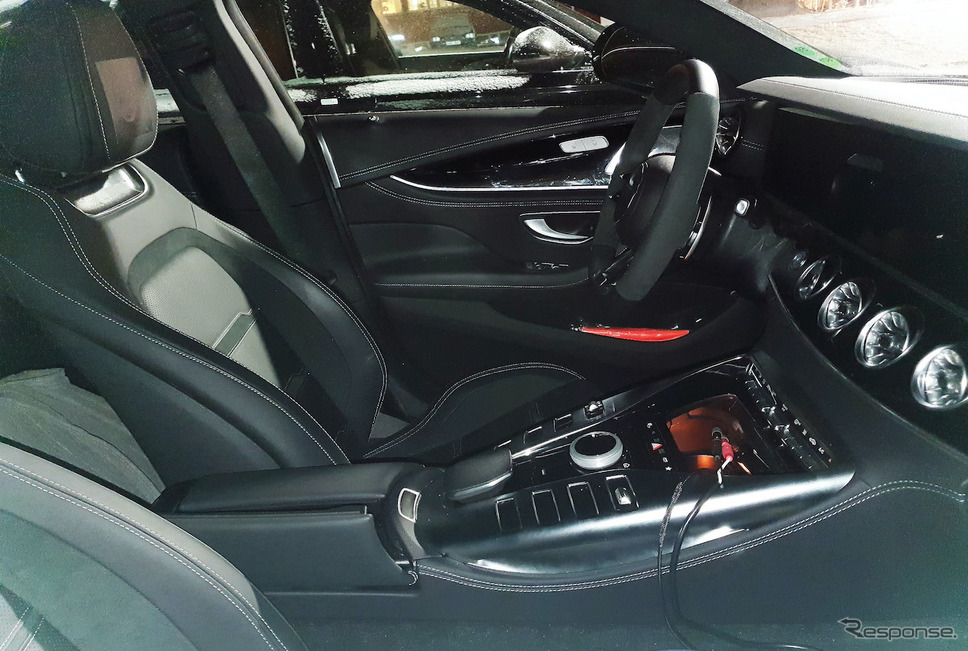 メルセデスAMG GT 4ドアクーペ 改良新型プロトタイプ(スクープ写真)《APOLLO NEWS SERVICE》