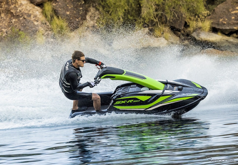 JET SKI SX-R 160《写真提供 カワサキモータースジャパン》