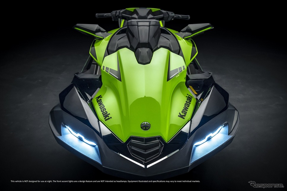 スタイリッシュなLEDアクセントライト(JET SKI ULTRA 310LX-S)《写真提供 カワサキモータースジャパン》