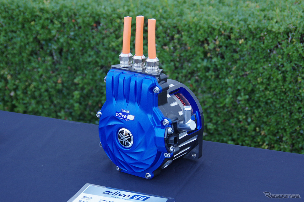 ヤマハ発動機の電動モーターユニット。写真は小型モビリティ向けのもので、最大出力50kW。《写真撮影 宮崎壮人》