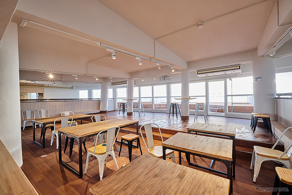 富士急行グループになってリニューアルした十国峠「PANORAMA TERRACE 1059」展望台&ビュースポット《写真撮影 編集部》
