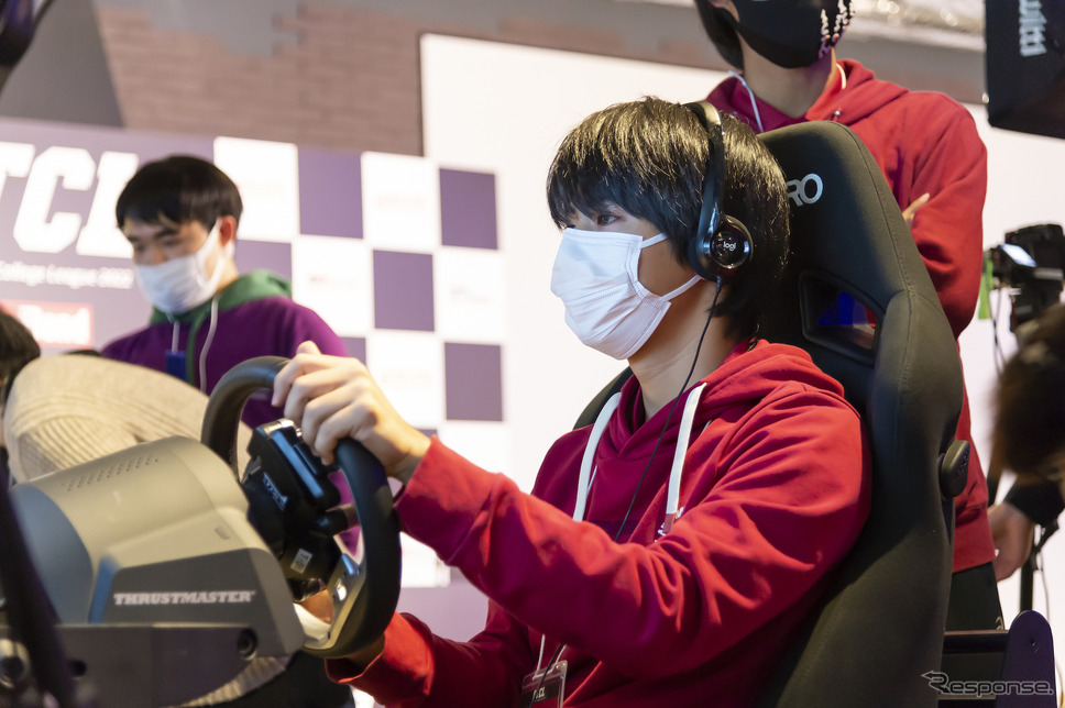 Gran Turismo College League 2022 決勝大会《写真提供 朝日新聞社》