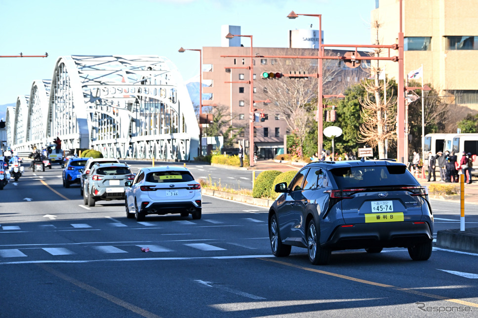 ニューイヤー駅伝の様子《撮影 雪岡直樹》