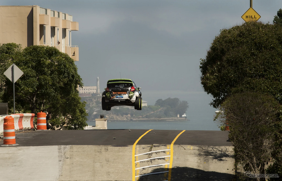 Ken Block GYMKHANA / ケン・ブロック・ジムカーナ《写真提供 フーニガン》