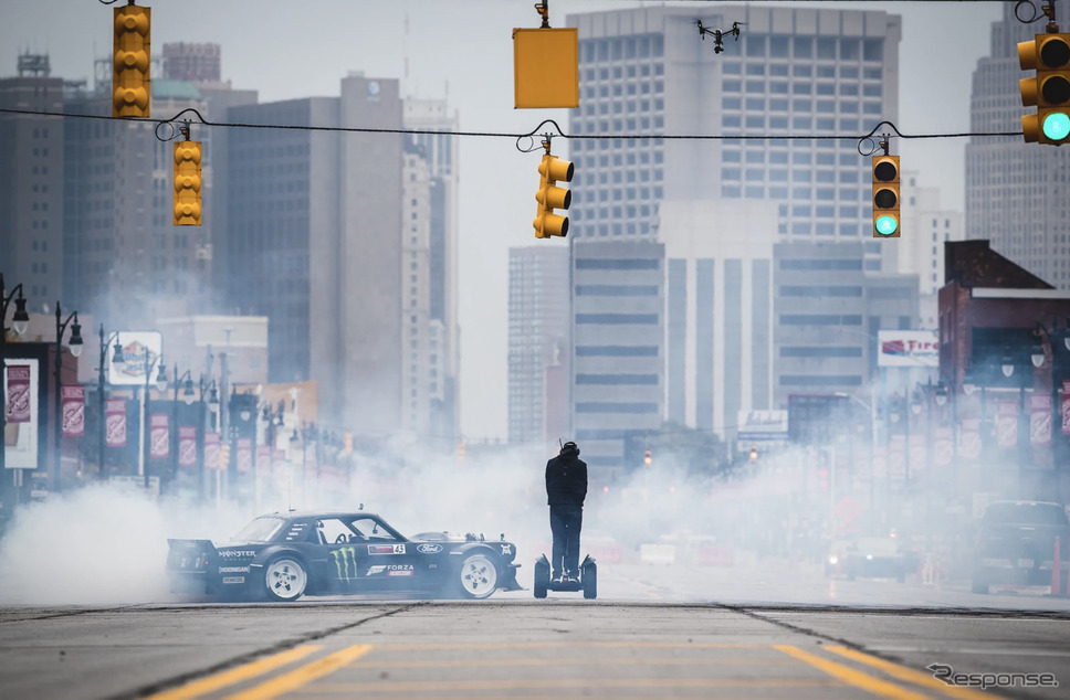 Ken Block GYMKHANA / ケン・ブロック・ジムカーナ《写真提供 フーニガン》