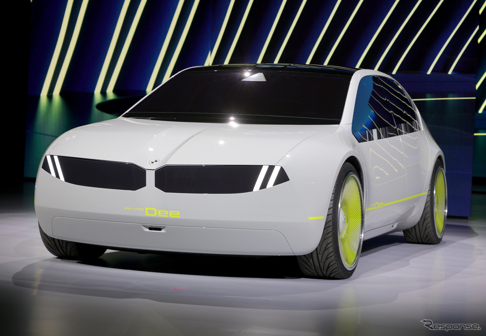BMW i VISION Dee（BMW Keynote CES 2023）《Photo by Ethan Miller/Getty Images/ゲッティイメージズ》