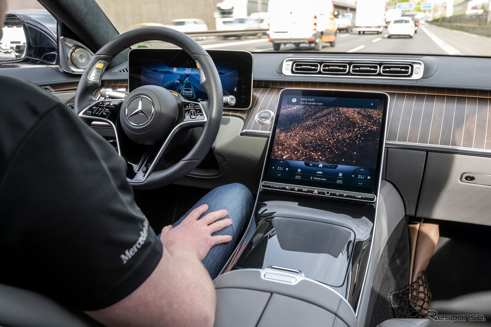 メルセデスベンツ Sクラス 新型の「DRIVE PILOT」装着車《photo by Mercedes-Benz》