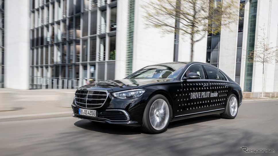 メルセデスベンツ Sクラス 新型の「DRIVE PILOT」装着車《photo by Mercedes-Benz》