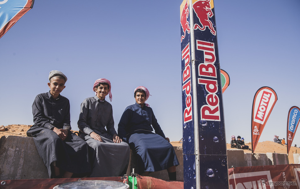 ダカールラリーのサウジアラビア開催は4年目、おなじみとなりつつある雰囲気も感じられる。《Photo by Red Bull》