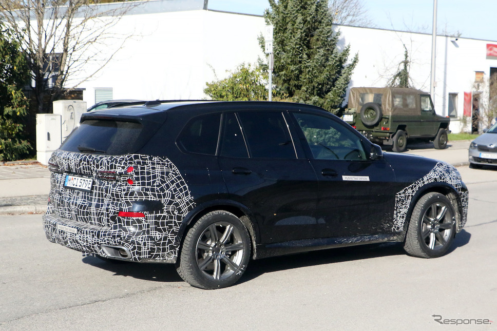BMW X5 改良新型に設定されるPHEVモデルのプロトタイプ(スクープ写真)《APOLLO NEWS SERVICE》