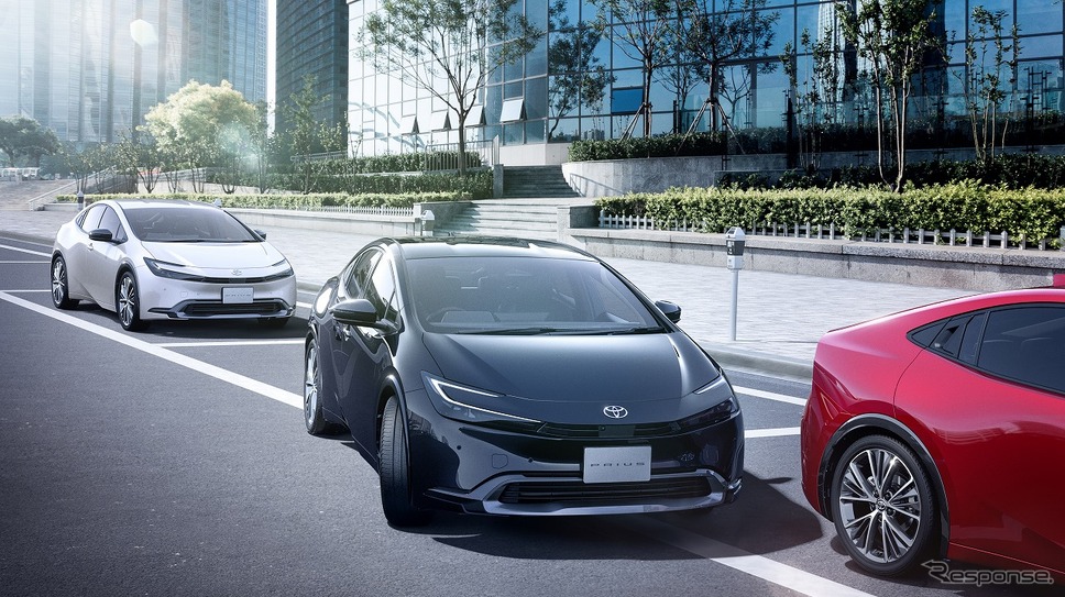 トヨタ プリウス Z(HEV・2WD)(アティチュードブラックマイカ)<オプション装着車>《写真提供:トヨタ自動車》