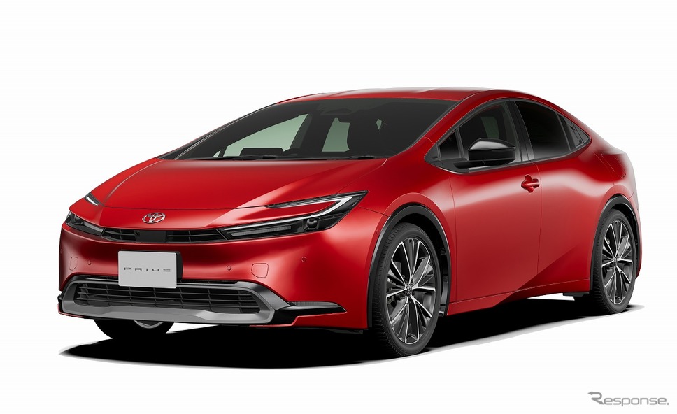 トヨタ プリウス Z(HEV・2WD)(エモーショナルレッドII)<オプション装着車>《写真提供:トヨタ自動車》