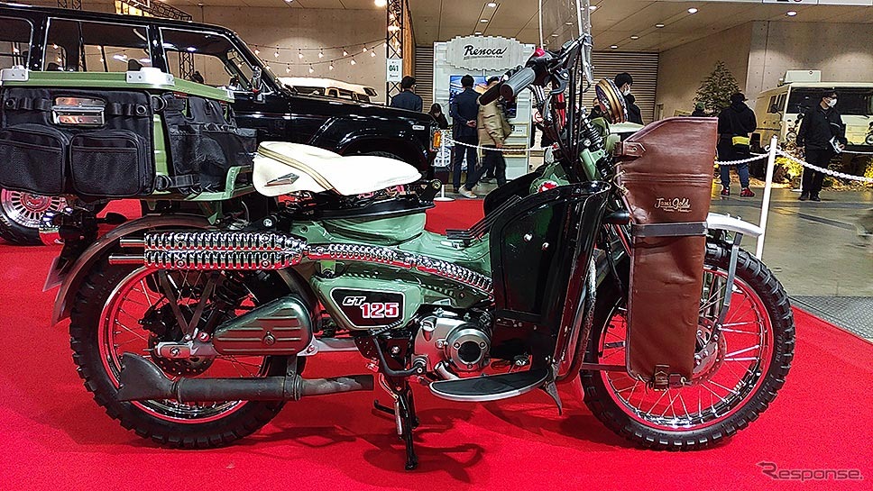 三代目 J SOUL BROTHERS 山下健二郎のホンダCT125ハンターカブ ハーレー WLA仕様(東京オートサロン2023/東京アウトドアショー)《写真撮影 編集部》