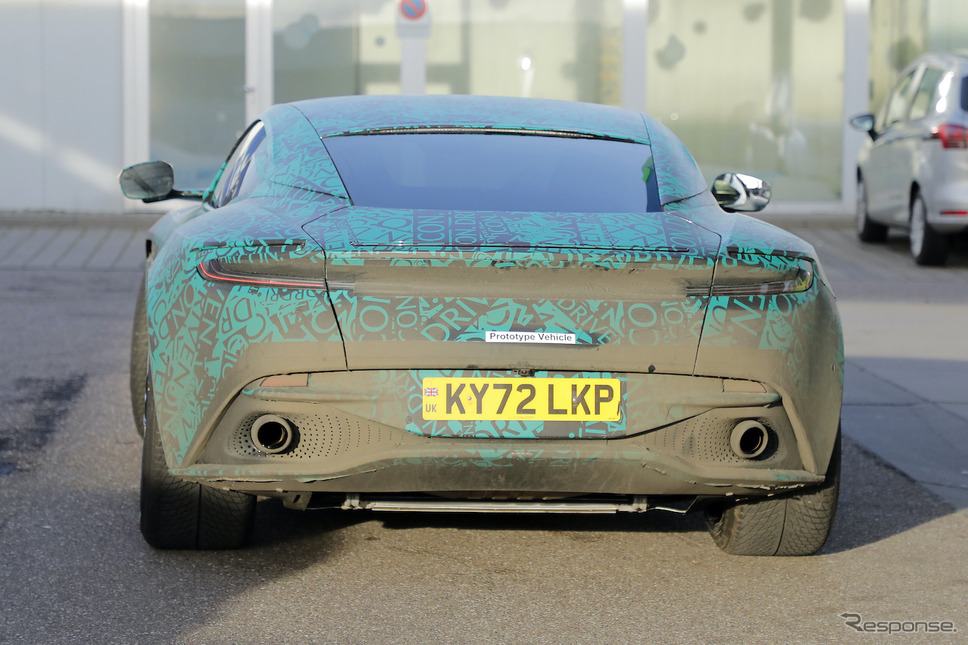 アストンマーティン DB11 プロトタイプ(スクープ写真)《APOLLO NEWS SERVICE》