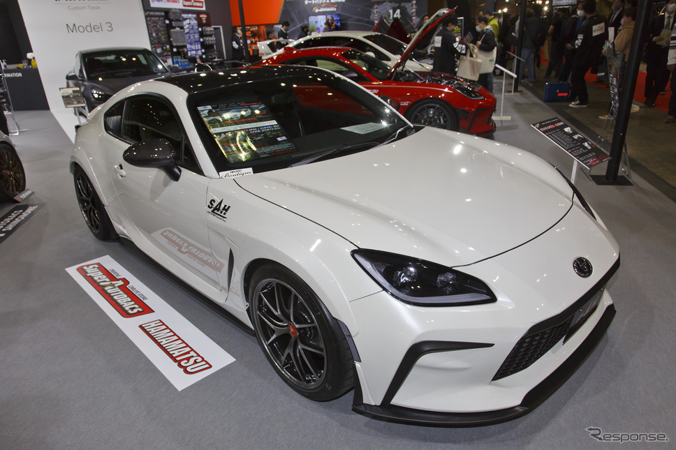 オートバックス(東京オートサロン2023)《写真撮影 佐藤隆博》