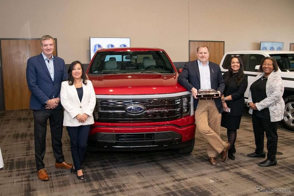 2023北米トラックオブザイヤーを受賞したフォード F-150 ライトニング《photo by NACTOY》