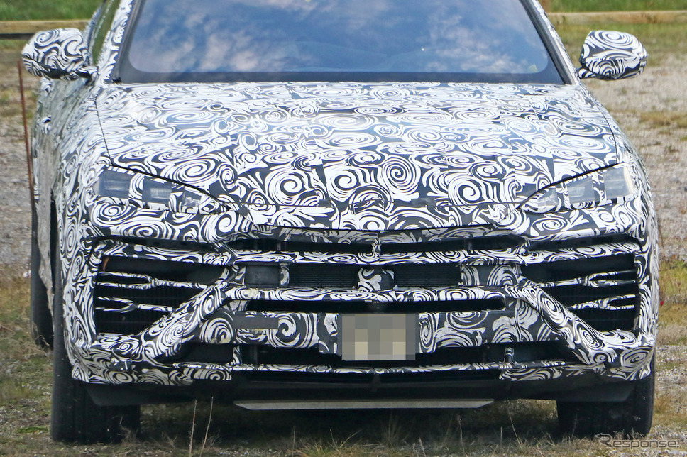 ランボルギーニ ウルスPHEV(仮)プロトタイプ(スクープ写真)《APOLLO NEWS SERVICE》