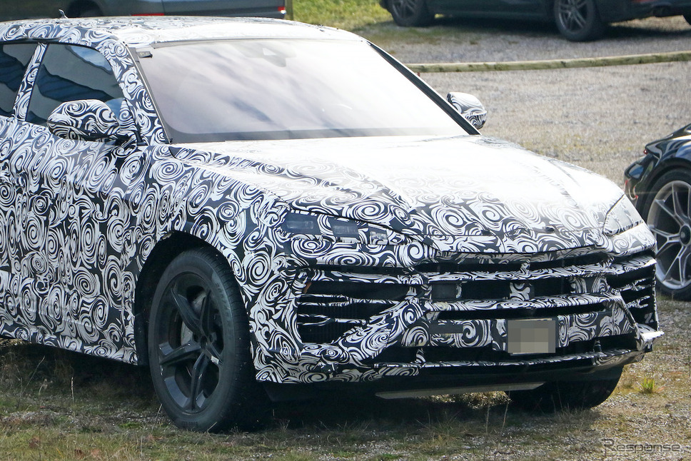 ランボルギーニ ウルスPHEV(仮)プロトタイプ(スクープ写真)《APOLLO NEWS SERVICE》
