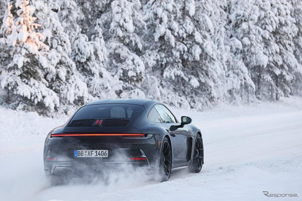 ポルシェ 911 ST 市販型プロトタイプ スクープ写真《APOLLO NEWS SERVICE》