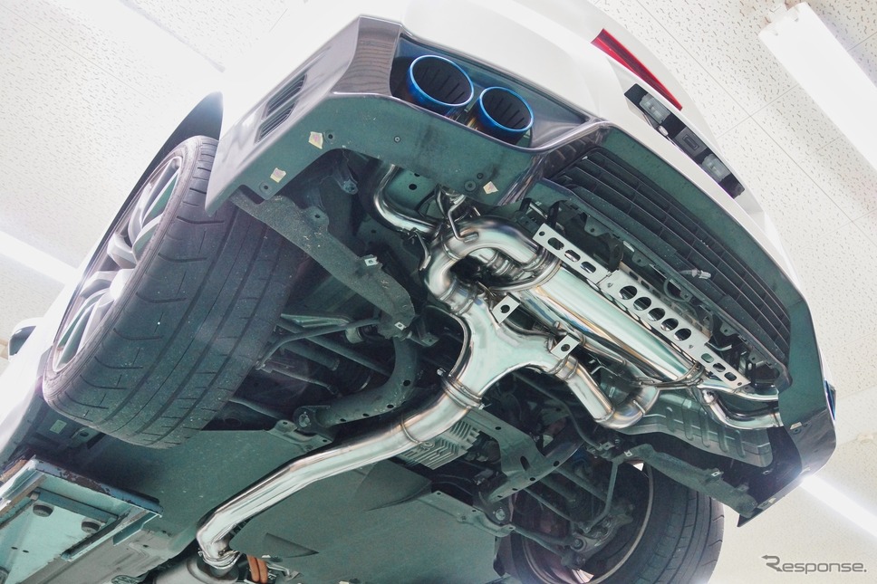 HKS スーパーターボマフラー(日産 GT-R)《写真提供 HKS》