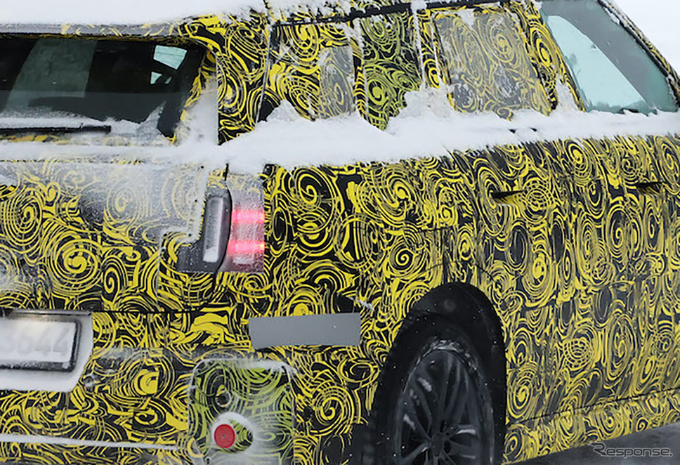MINI クロスオーバー 次期型プロトタイプ(スクープ写真)《APOLLO NEWS SERVICE》