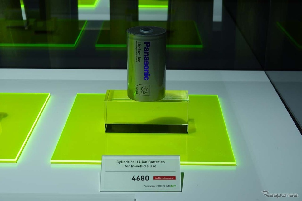 次世代の大容量電池として開発が進められている「4680」（パナソニック/CES 2023）《写真撮影 会田肇》