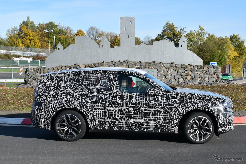 BMW X3 次期型プロトタイプ(スクープ写真)《APOLLO NEWS SERVICE》