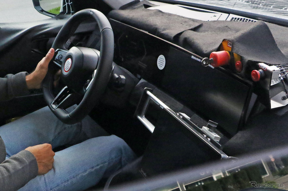 BMW X3 次期型プロトタイプ(スクープ写真)《APOLLO NEWS SERVICE》