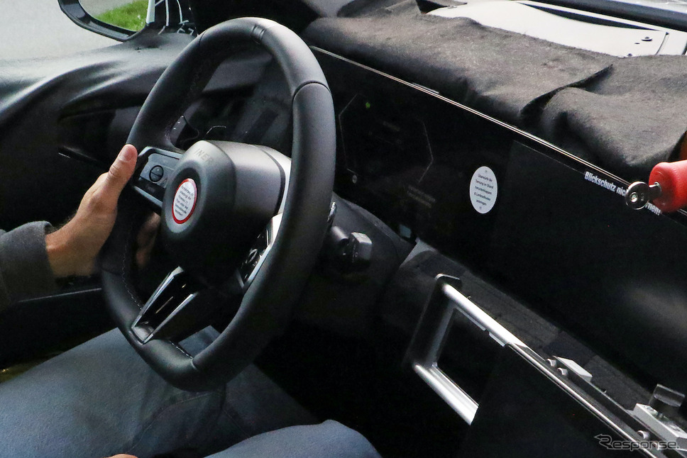 BMW X3 次期型プロトタイプ(スクープ写真)《APOLLO NEWS SERVICE》