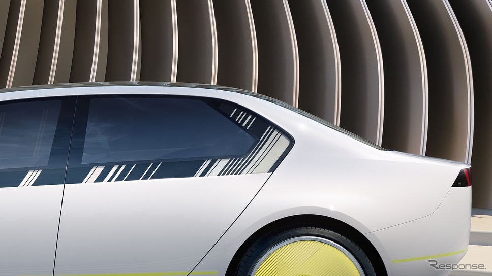 BMW i Vision Dee《photo by BMW》