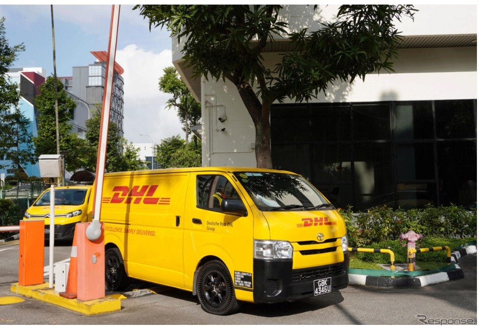 DHLの輸送車両にエアレスタイヤを装着して実証走行《画像提供 日本ミシュラン》