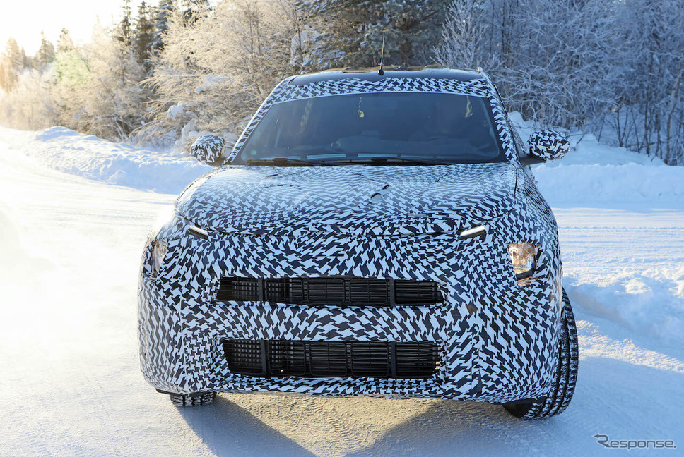シトロエン C3エアクロスSUV 次期型プロトタイプ(スクープ写真)《APOLLO NEWS SERVICE》