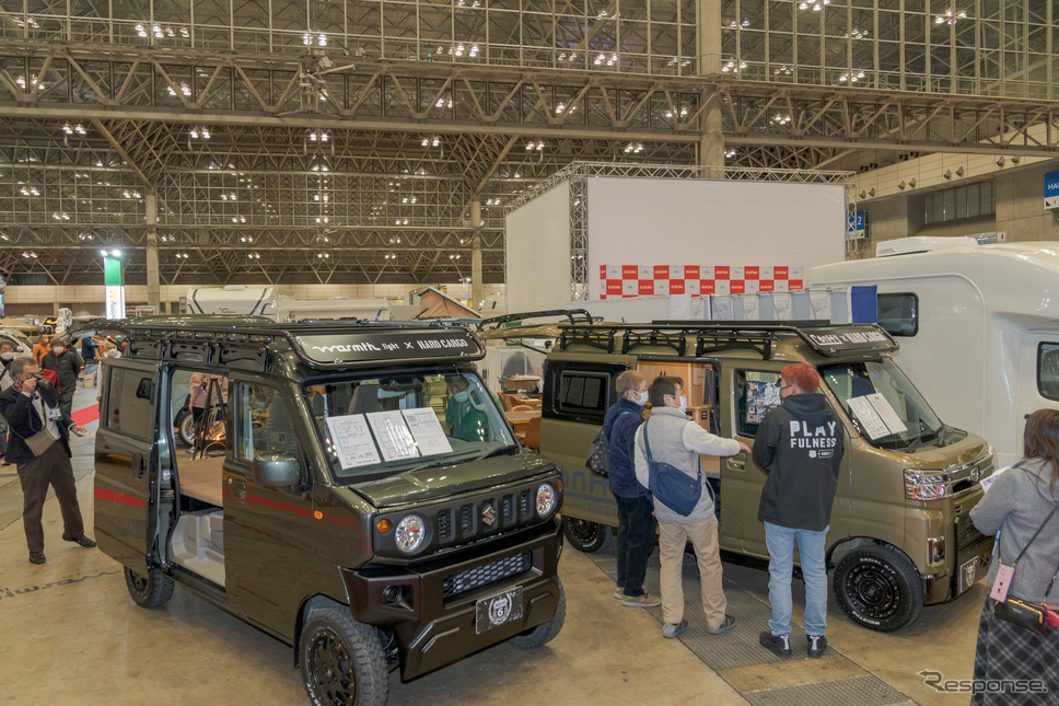 ルートシックスのブース。《写真撮影 関口敬文》