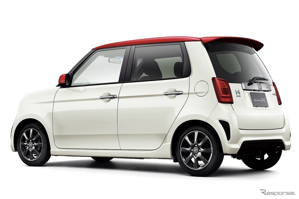 ホンダN-ONEモデューロX(2015年)《写真提供 ホンダ》