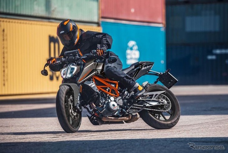 KTM 390デューク《写真提供 KTMジャパン》