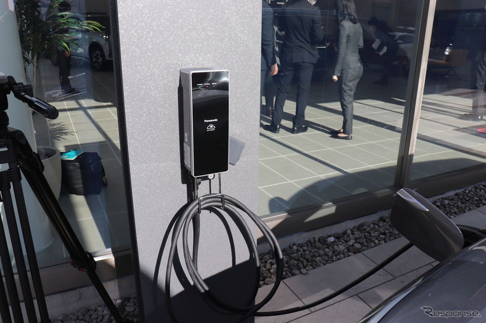 BYD正規ディーラー1号店オープン:販売戦略を分析《写真撮影 中尾真二》