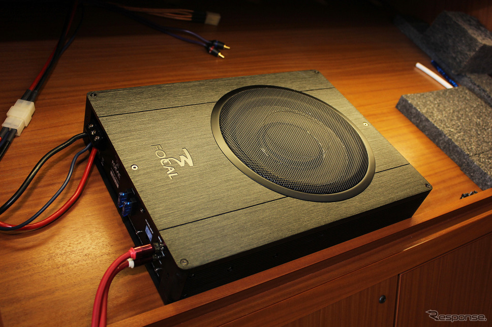 パワードサブウーファーの一例（フォーカル・Ibus 20）。Photo by 太田祥三