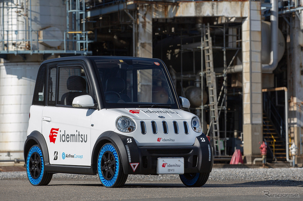 エアフリーコンセプトを用いた次世代タイヤを装着する超小型EV《写真提供 ブリヂストン》